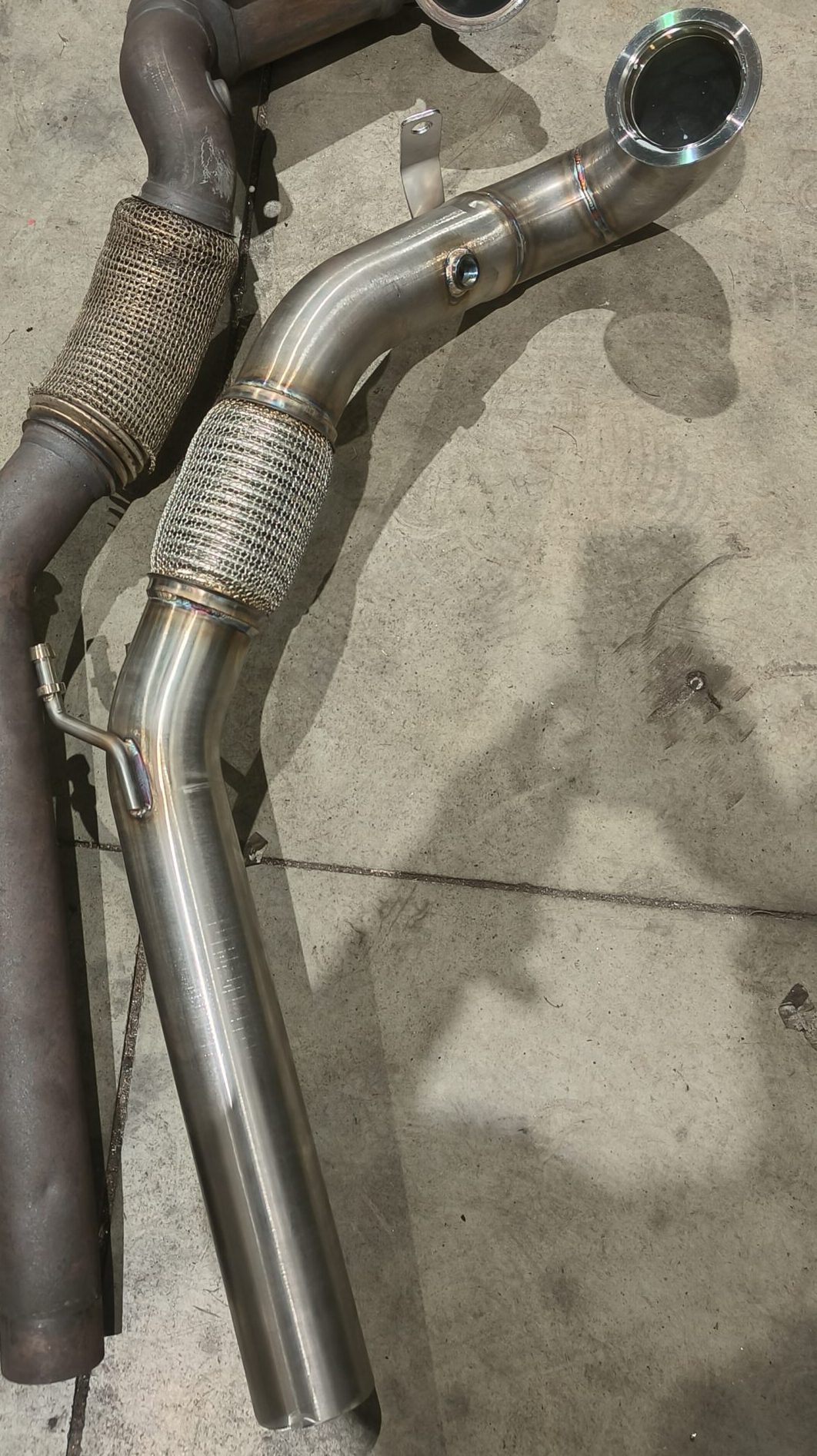 RVS downpipe op maat MaxXtremeExhaust